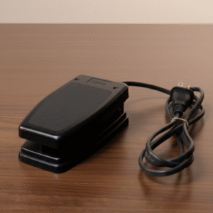 Kenmore ClassicCraft Vintage Sewing Machine – With Cover - Image 5