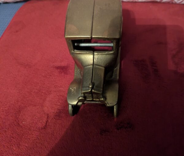 Solid Brass Truck – Charming Vintage Décor & Collectible Piece